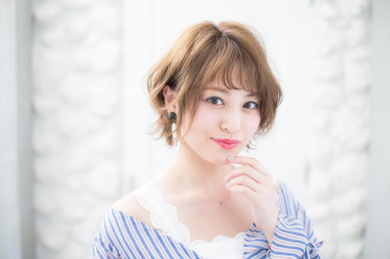 エラ張りさんに似合う髪型は？ 女優に学ぶ小顔に見せるポイント